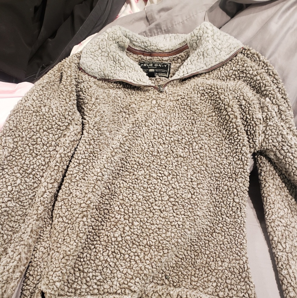 True grit pullover